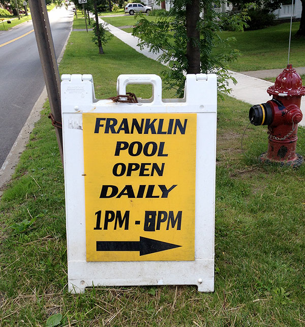 photo of Franklin NY pool sign