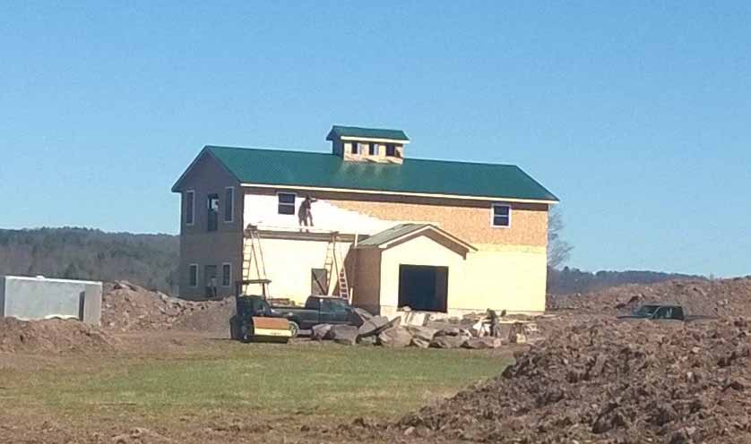 The new Handsome Brook Farm barn on Franklin Heights.  Photo by Brian Brock